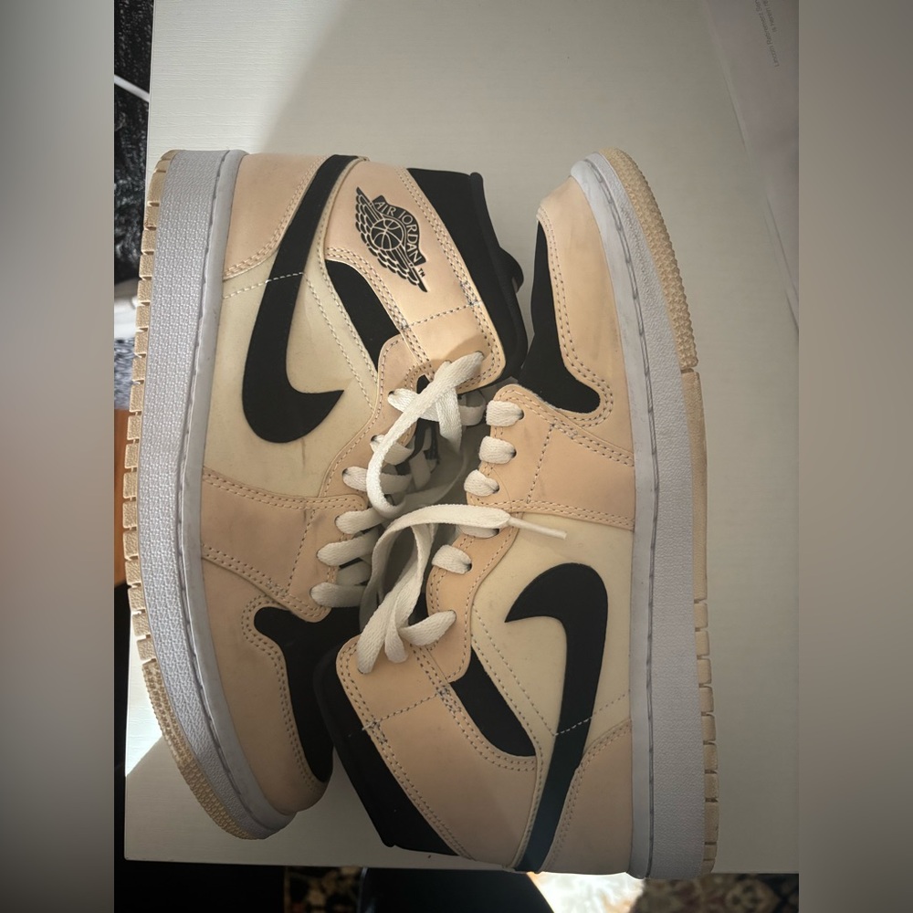 Nike Air Jordan’s Suede Worn Once